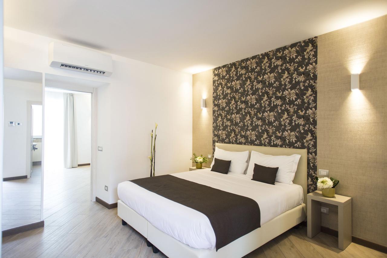 Hotel Ponti Angera Buitenkant foto